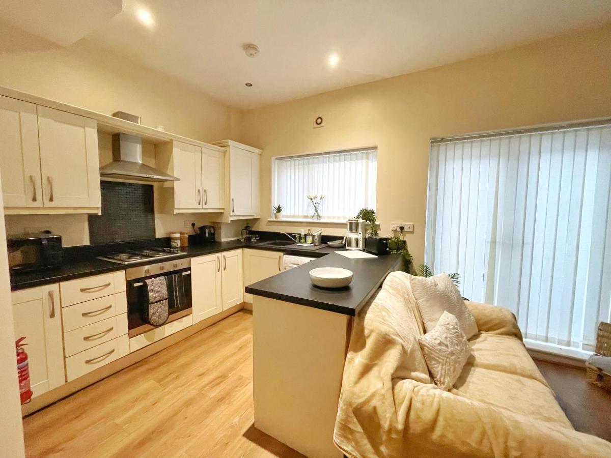 5 Bedroom, Sleeps 9 - Base To Explore Liverpool And Beyond Exterior foto